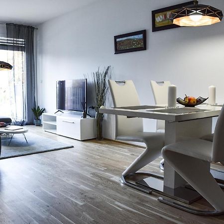 Cosy New Apartment 3Min To Vic/Uno-City And Danube Bécs Kültér fotó