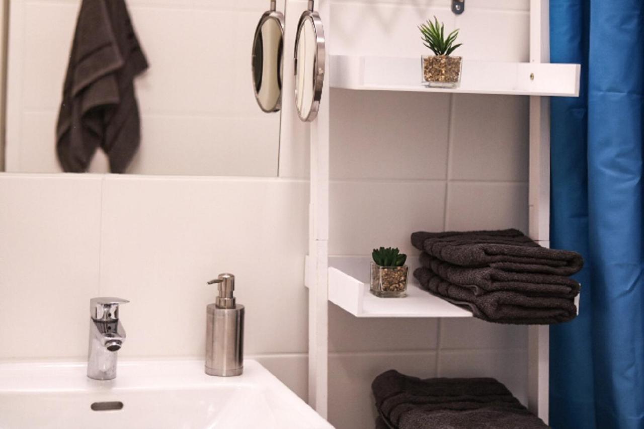 Cosy New Apartment 3Min To Vic/Uno-City And Danube Bécs Kültér fotó