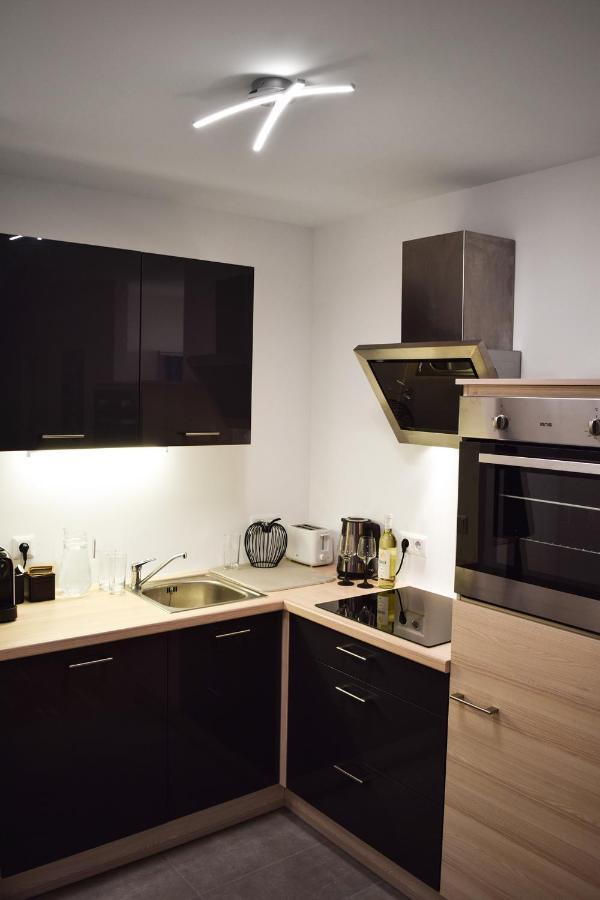 Cosy New Apartment 3Min To Vic/Uno-City And Danube Bécs Kültér fotó